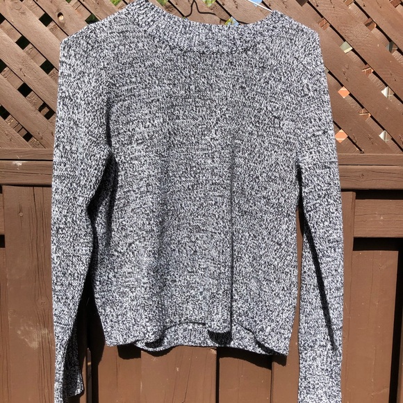 Knit sweater - Picture 2 of 2
